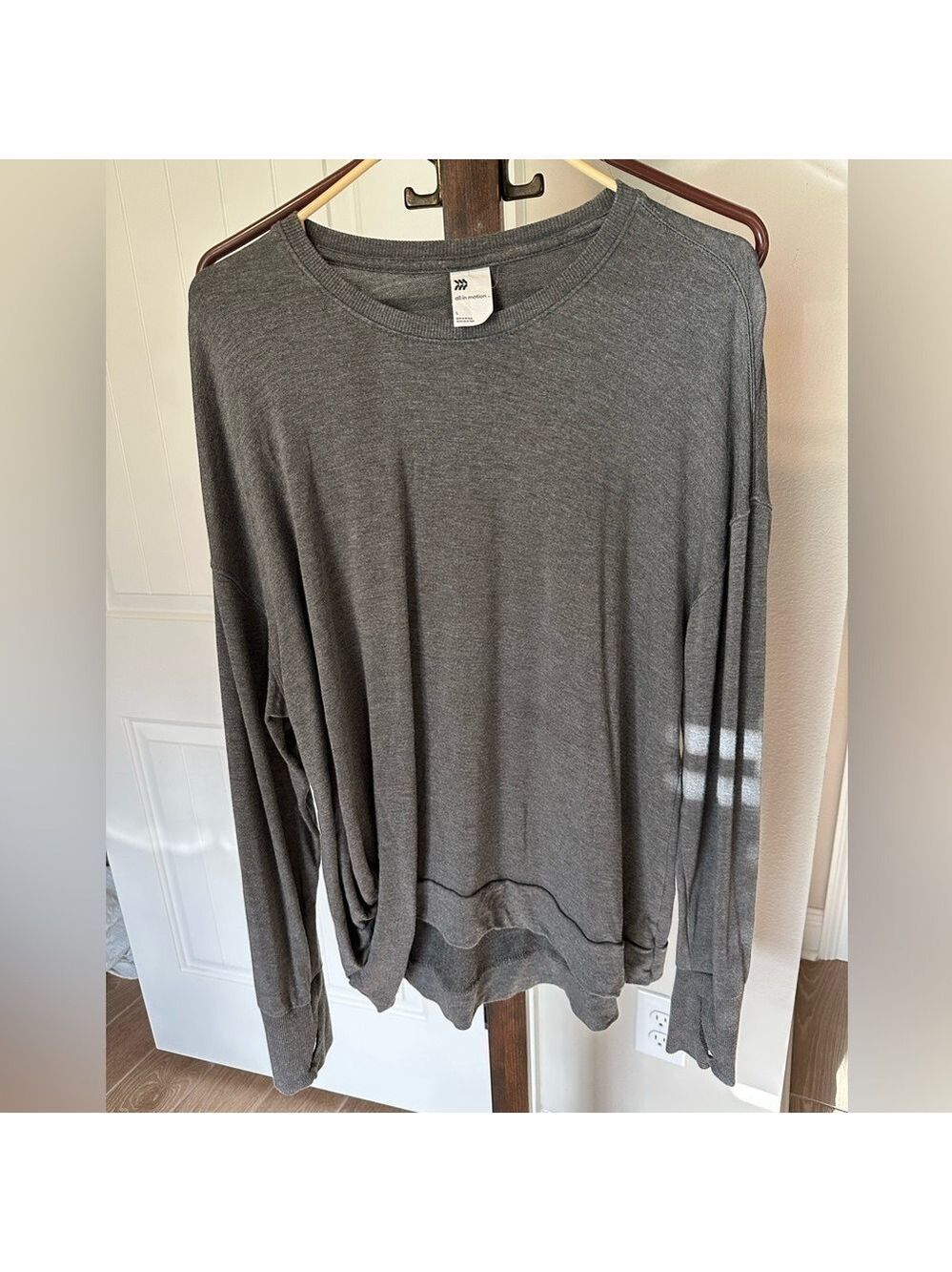 All In Motion Women’s Gray Twisted Side Pullover Sweater Size Large